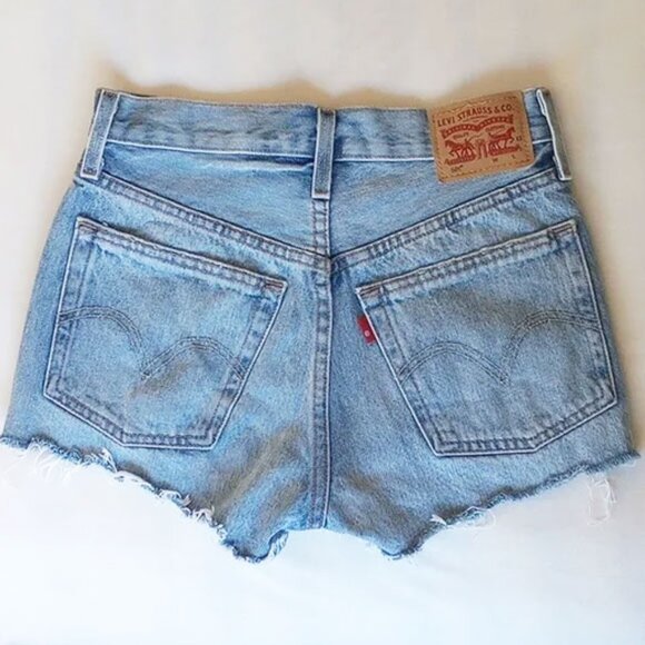 Levi's 501 Cotton Mid Rise Cut Off Cheeky Shorts 24  Button Fly  2" Inseam 27x2 - Picture 2 of 10